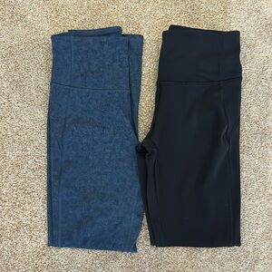 LOT of Vuori performance leggings
